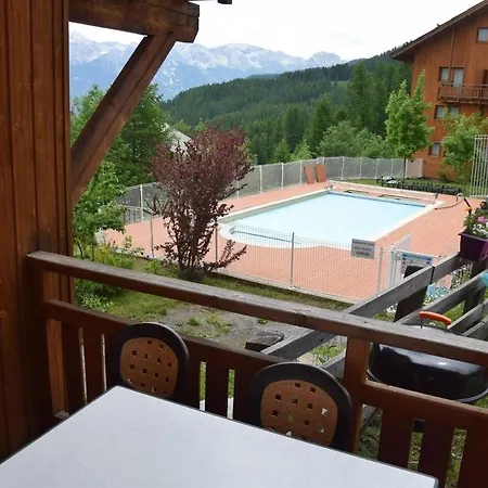 Les Petits Eterlous: Cozy Alpine Apartment with Private Parking Puy-Saint-Vincent Exterior photo