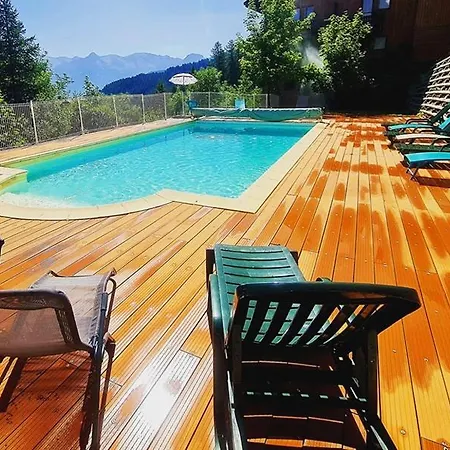 Les Petits Eterlous: Cozy Alpine Apartment with Private Parking Puy-Saint-Vincent Exterior photo